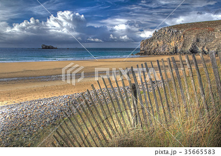 Beach at the Atlantic Ocean, France Beach at the Atlantic Ocean, France 35665583