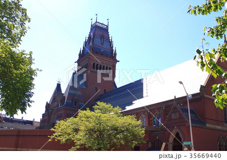 ハーバード大学周辺の風景・サンダース劇場(アメリカ) ハーバード大学周辺の風景・サンダース劇場(アメリカ) 35669440