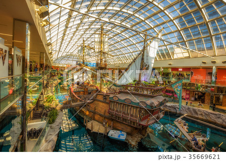 St.Maria pirate vessel in the West Edmonton Mall 35669621