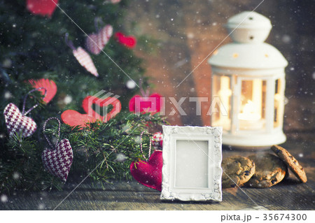 lighting candle tree 35674300