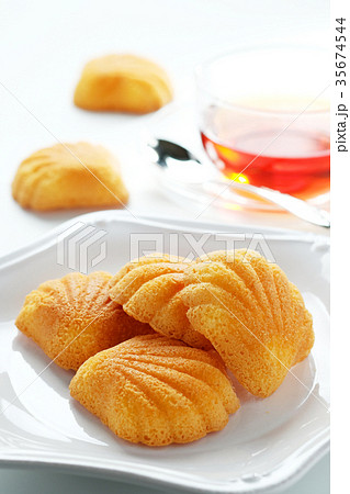 マドレーヌとアールグレイ 35674544