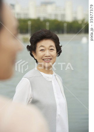 感情 保護者 噴水 35677379