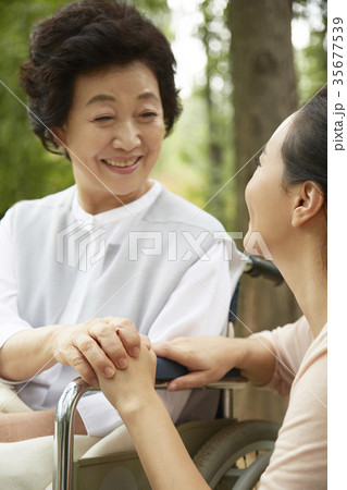 感情 会話 対話 35677539