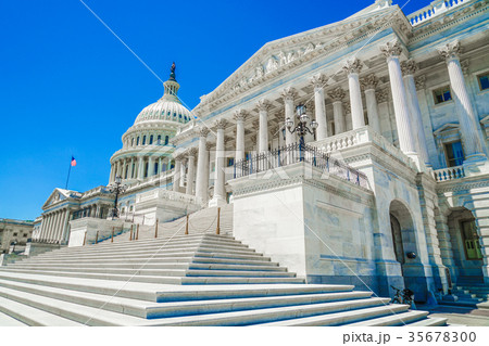 アメリカ合衆国議会議事堂（United States Capitol） 35678300