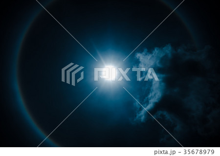 Moon halo phenomenon. Nighttime sky and full moon 35678979