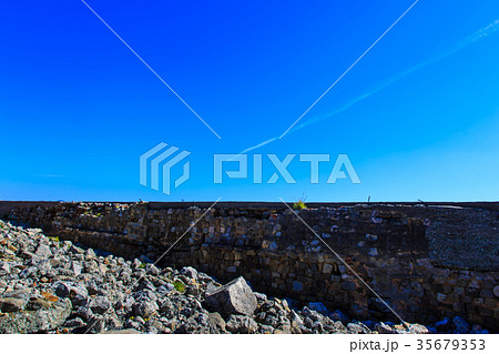 軍艦島と青空 軍艦島クルーズ 軍艦島と青空 軍艦島クルーズ 35679353