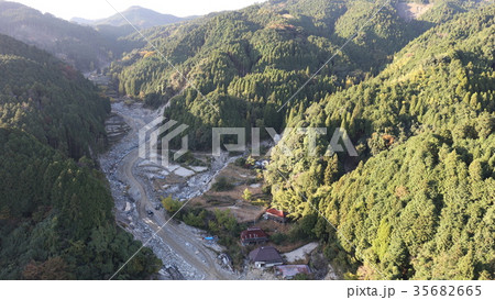空撮 2017年11月11日撮影 九州北部豪雨後の朝倉市杷木松末 35682665