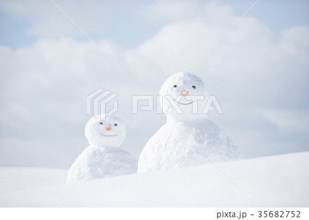 雪だるま 35682752