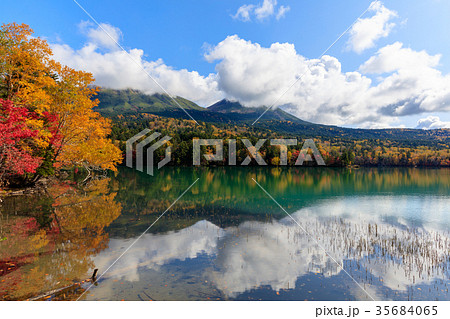 秋のオンネトー 秋のオンネトー 35684065