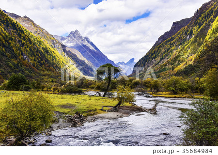 中国の 風景 山 35684984