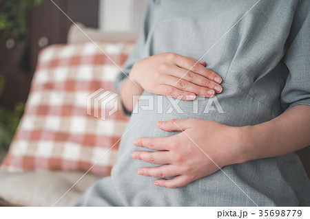 妊婦 35698779