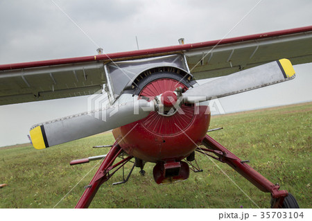 plane on the white background 35703104