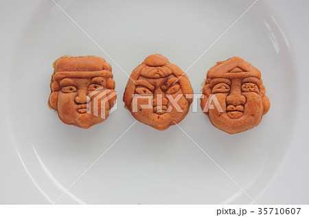 人形焼き：和菓子単体 35710607