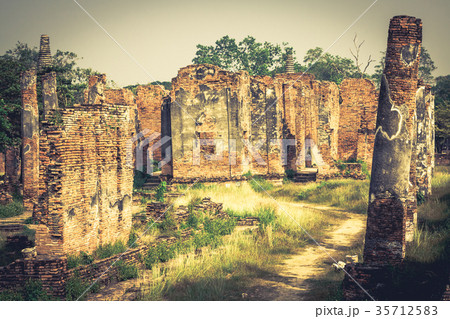 Old Temple of Ayuthaya, Thailand 35712583