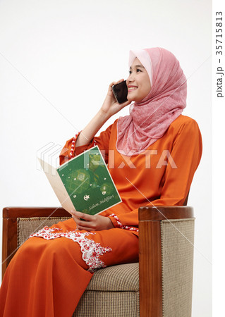 malay girl with tudung on the line 35715813