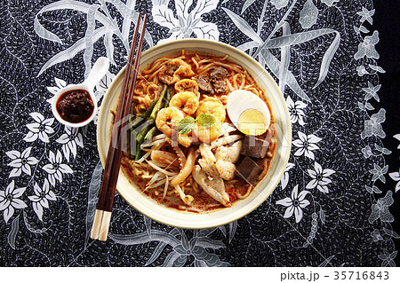 curry noodle curry noodle 35716843