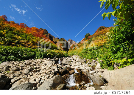紅葉の雨飾山 紅葉の雨飾山 35717264