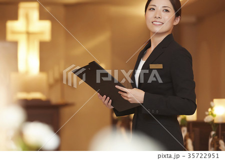 ウエディングプランナー 35722951