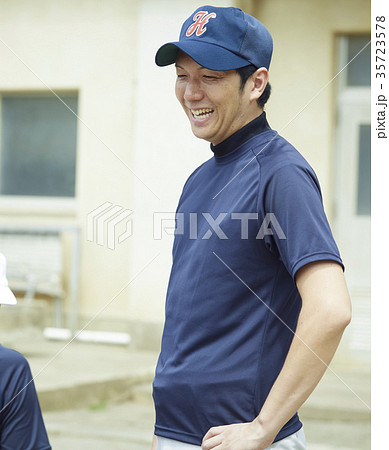 少年野球　監督　コーチ 35723578