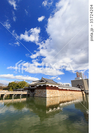 広島城 表御門・御門橋・平櫓・太鼓櫓 -毛利輝元が築いた平城・日本100名城- 35724204