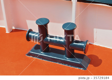 Ship details, black metal mooring bollard 35729184