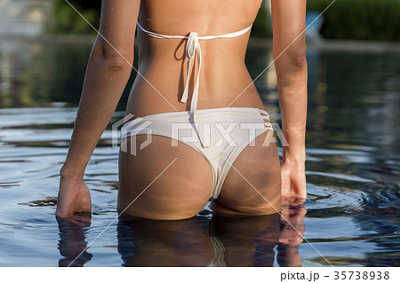 Close-up beautiful luxury slim back of a beautiful 35738938
