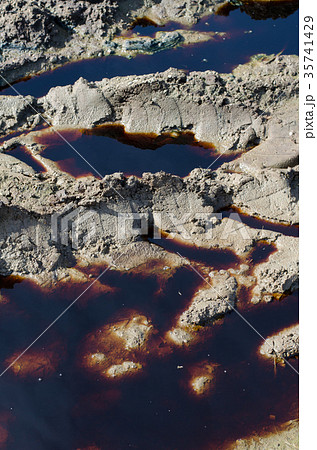 浮かんだ油 35741429