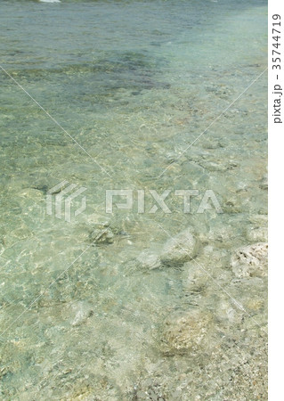 黒島 (沖縄県竹富町) 仲本海岸 黒島 (沖縄県竹富町) 仲本海岸 35744719