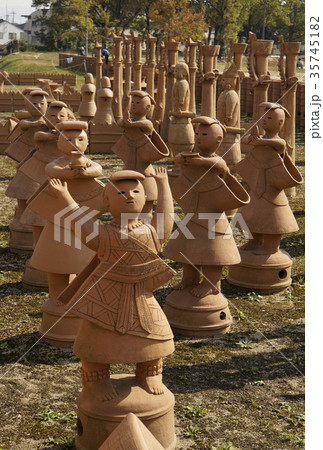 埴輪・兵馬　兵馬　古代　古墳　ハニワ　巫女 35745182