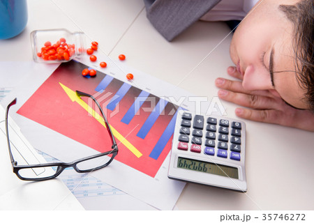 Finance analyst feeling sick due to bad results 35746272