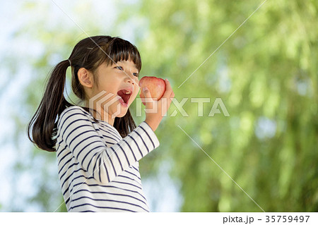 女の子 女性 女 35759497