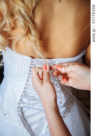 Close-up image of the detailed laces on the back 35776308