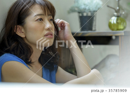 女性 - 悩み - ライフスタイル 35785909
