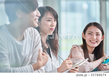 大学生イメージ 大学生イメージ 35789074