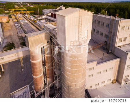 Old asphalt and concrete plant, with large metal 35790753