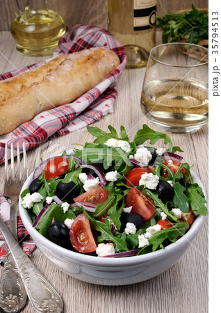 Greek salad with arugula 35794513