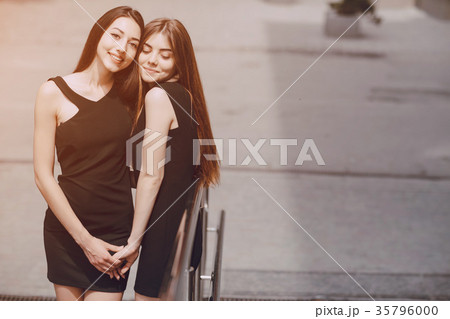 two beautiful girls two beautiful girls 35796000