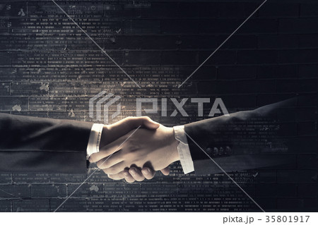 Business deal 35801917
