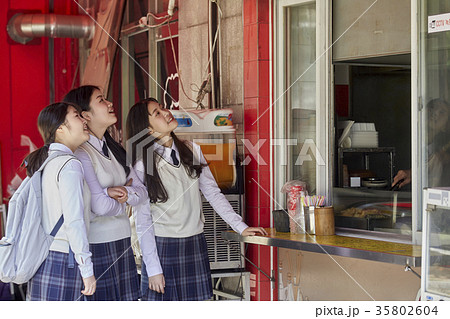 10代 感情 東洋人 35802604