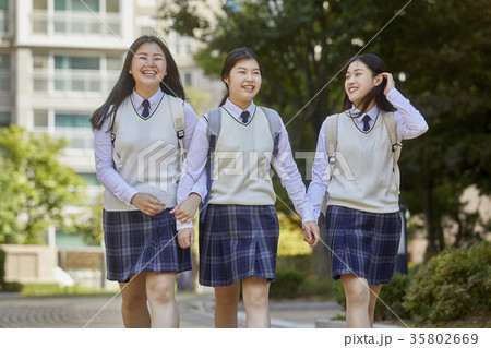 10代 感情 距離 35802669
