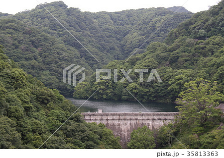 兵庫県神戸市にある「布引五本松ダム」 兵庫県神戸市にある「布引五本松ダム」 35813363