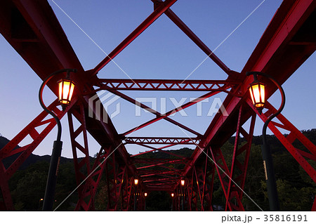 支笏湖　山線鉄橋 35816191