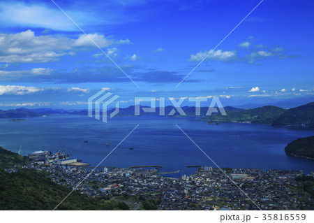 鉢巻山展望台より川尻港 鉢巻山展望台より川尻港 35816559