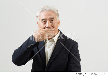 高齢者 老人 口 35825553