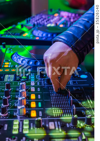 Dj playing the track - Madame Tussauds Museum 35826140