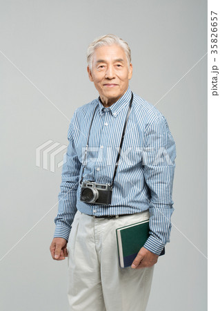 高齢者 老人 カメラ 35826657