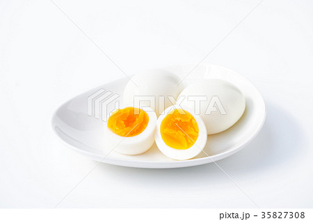 しっとり黄身のゆで卵 35827308