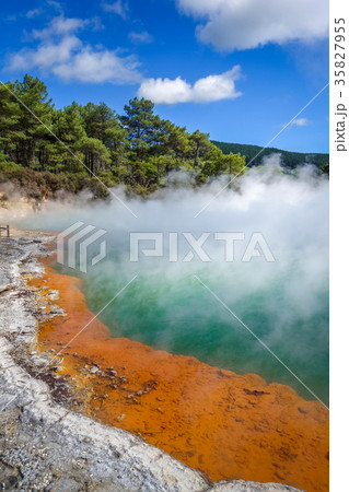 Champagne Pool in Waiotapu, Rotorua, New Zealand Champagne Pool in Waiotapu, Rotorua, New Zealand 35827955