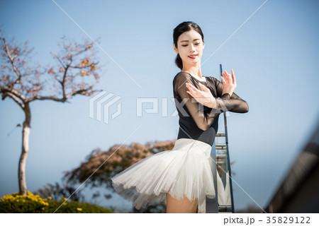 バレリーナ 韓国人 ダンス 35829122