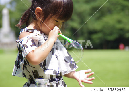 夏のシャボンの少女 夏のシャボンの少女 35830925